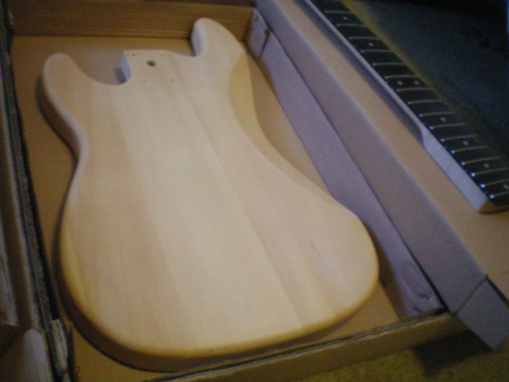 Harley Benton Bass Guitar Kit PStyle review! DIY Noiz Μουσική Τεχνολογία